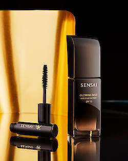DOUGLAS MANDRY shoots for SENSAI cosmetics