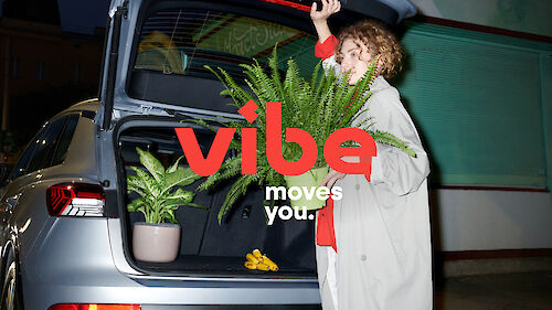 RAPHAEL JUST shoots the campaign for VIBE